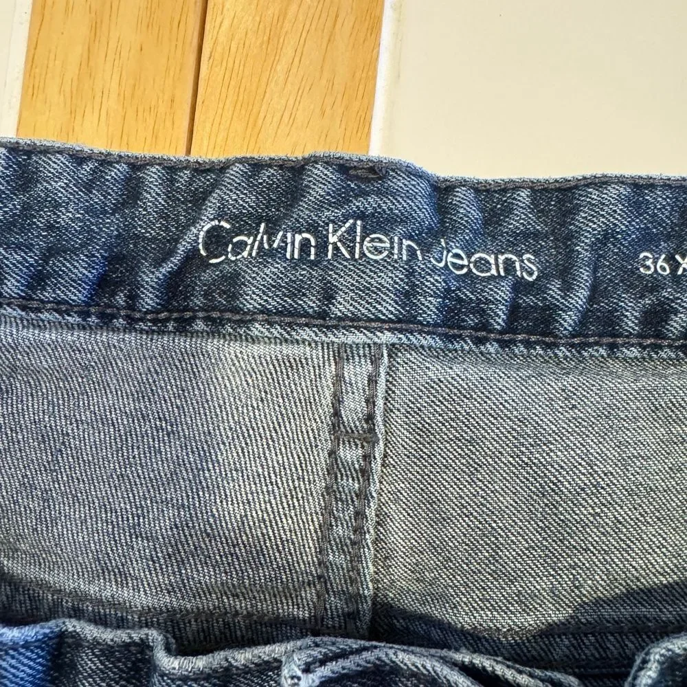 Calvin Klein Jeans Men’s Straight Leg Size 36x32